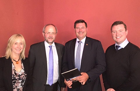 Bronwyn Halfpenny, Bill Tilley, Tim Richardson und Volkmar Klein