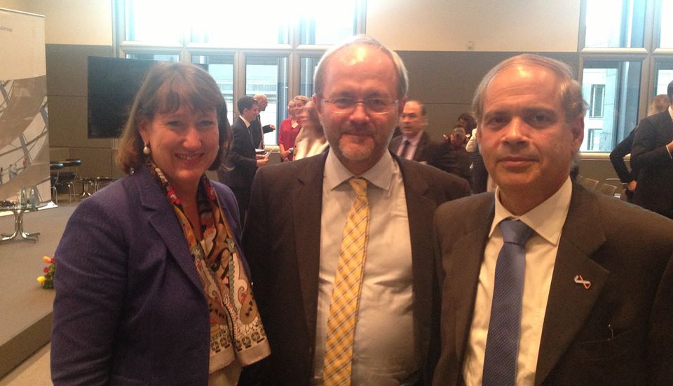 Botschafter Yakov Hadas-Handelsman und Hildegard Müller, der stellv. Vorsitzenden der deutsch-israelischen Gesellschaft