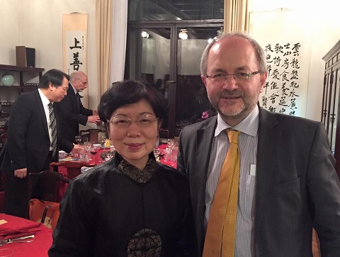 Taiwans Botschafterin Chen und Volkmar Klein